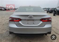 تۆیۆتا کامری